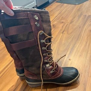 SOrel Conquest Carly brown 8.5